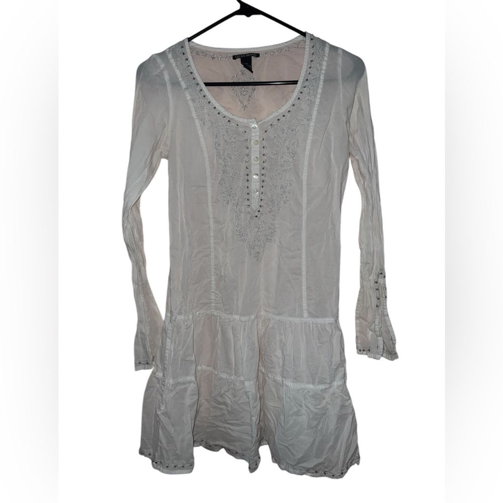 Women's White Embroidered Top